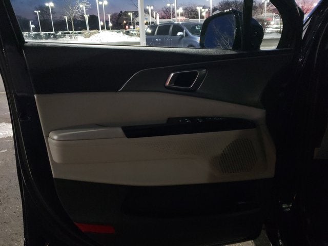 2022 Kia Carnival LX