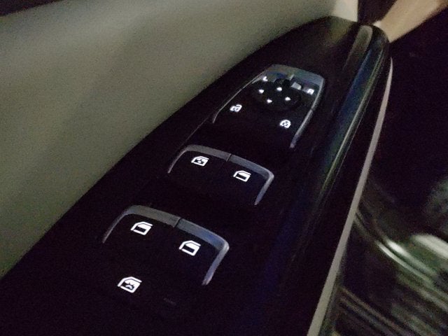 2022 Kia Carnival LX