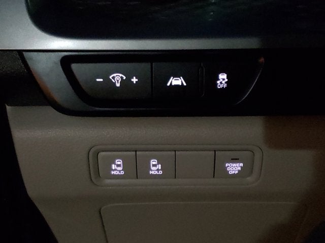 2022 Kia Carnival LX