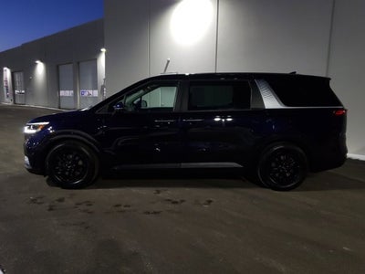 2022 Kia Carnival LX