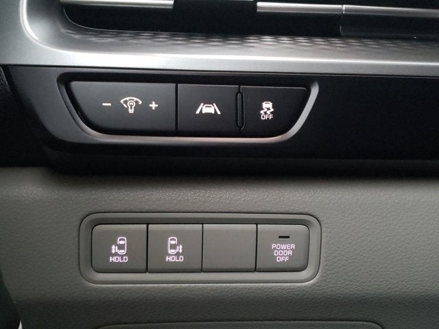 2024 Kia Carnival LX